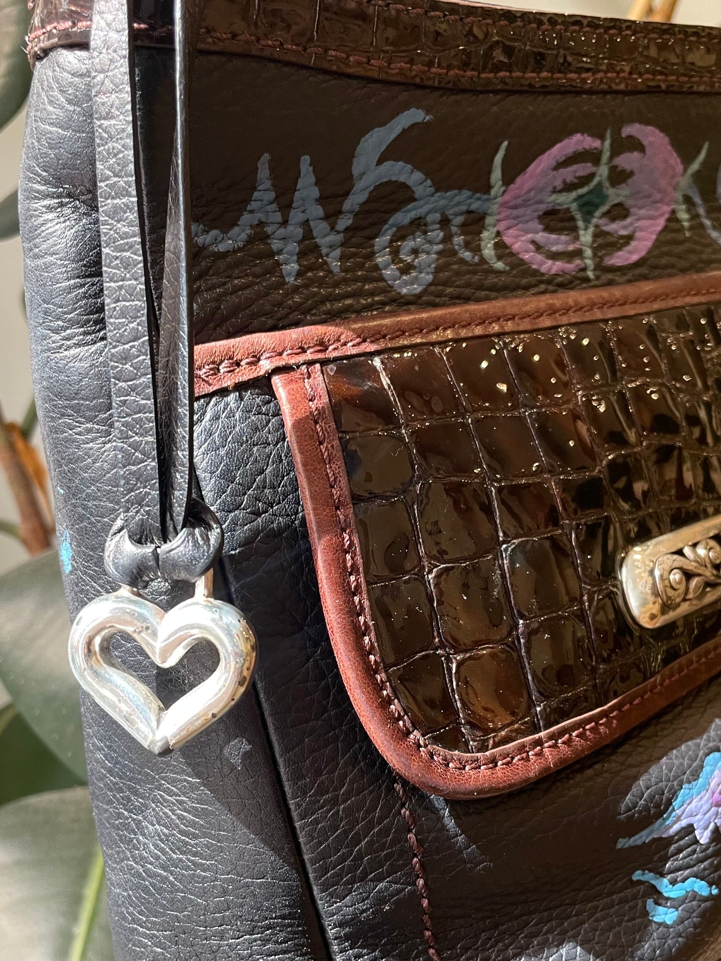 Ladiez & Da Moon Leather Purse - 16 POCKETS!!!!!