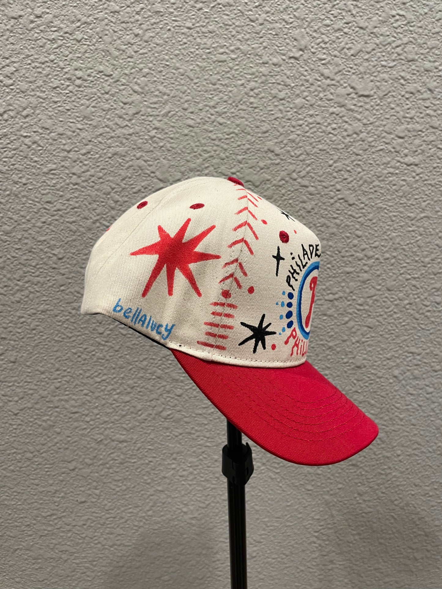 PHILLIES Round Graphic Hat